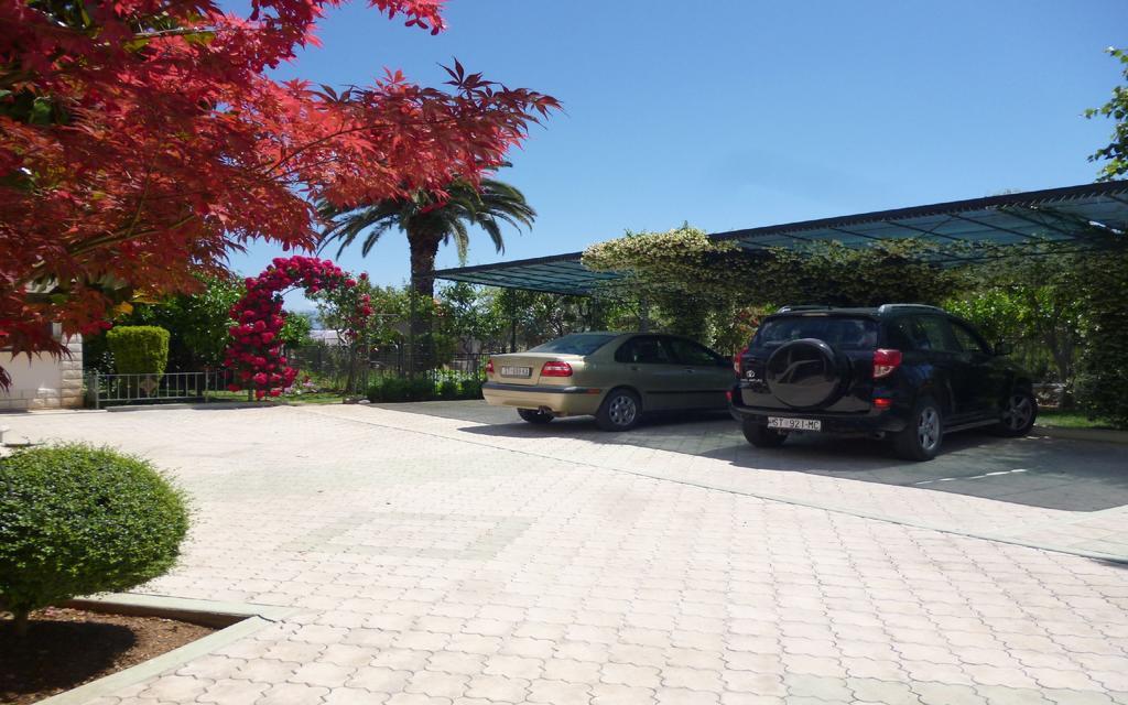 Anita Apartments Trogir Eksteriør billede