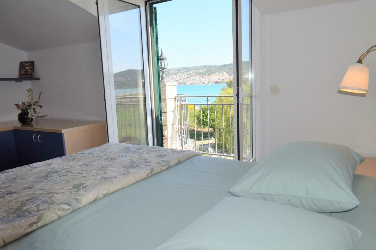 Anita Apartments Trogir Eksteriør billede